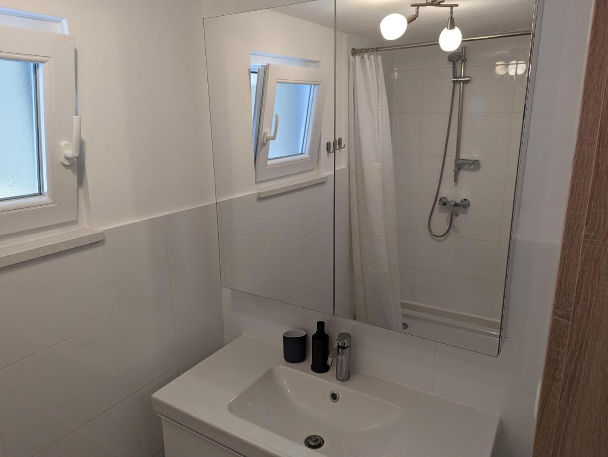 Apartment Lipa Вир Экстерьер фото